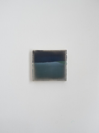 Работа Первый снег на плечах камня